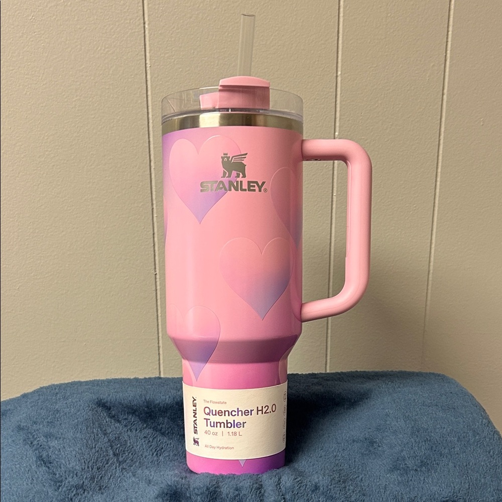 Stanley Pink Heart Insulated Quencher Tumbler with Handle